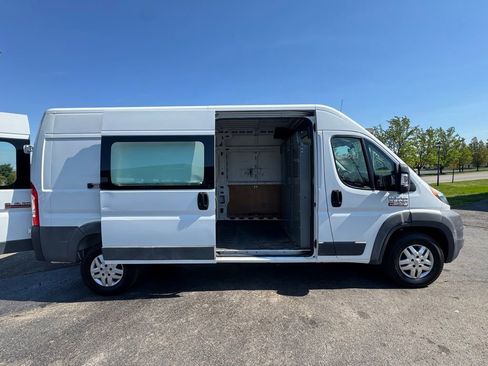 Used 2014 RAM ProMaster 3500 w/ Premium Appearance Group image 17