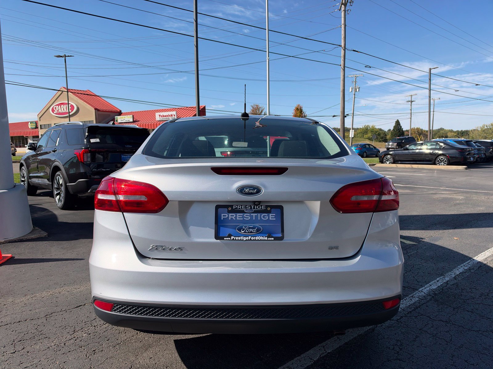 Used 2018 Ford Focus SE FWD image 4