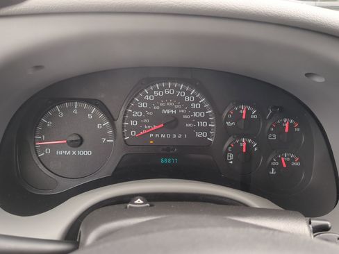 Used 2006 Chevrolet TrailBlazer LS w/ LS Preferred Equipment Group AWD/4WD image 18