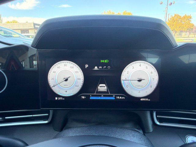 Used 2024 Hyundai Elantra SEL FWD image 21