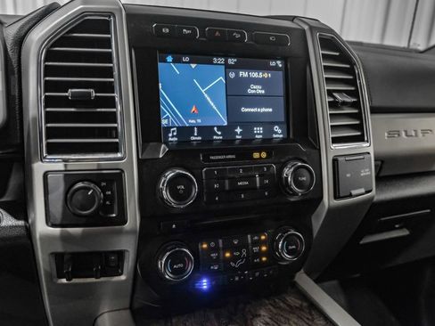 Used 2017 Ford F350 Lariat w/ Lariat Ultimate Package image 24