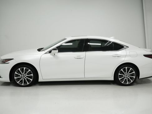 Used 2019 Lexus ES 350 w/ Luxury Package image 7