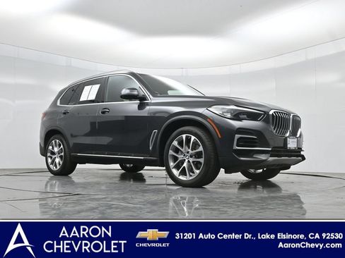 Used 2023 BMW X5 xDrive40i AWD/4WD image 2