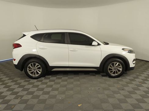 Used 2017 Hyundai Tucson SE image 4