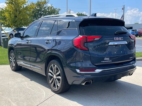 Used 2019 GMC Terrain Denali w/ Advanced Safety Package AWD/4WD image 5