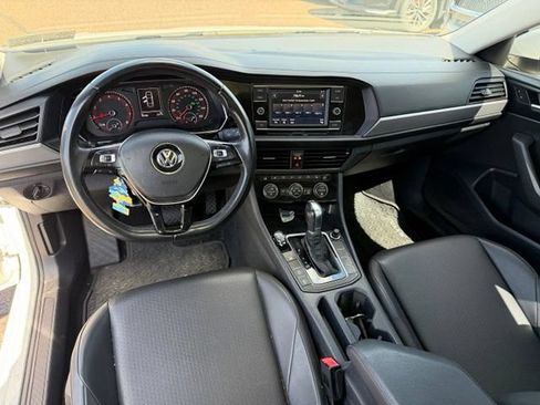 Used 2019 Volkswagen Jetta SE FWD image 13
