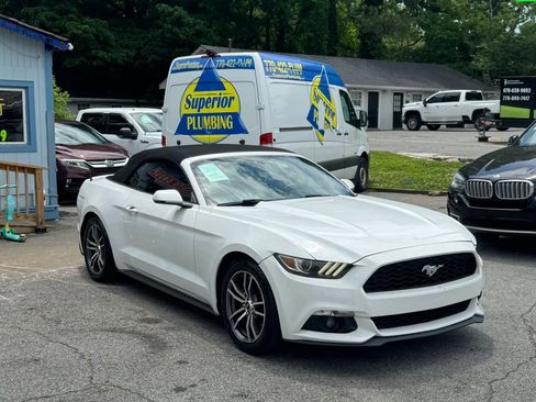 Used 2017 Ford Mustang Premium RWD image 3