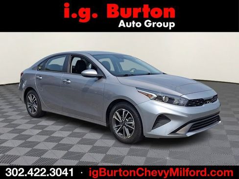 Used 2023 Kia Forte LXS FWD image 1