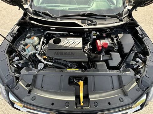 Used 2024 Nissan Rogue SV FWD image 30
