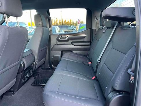 Certified 2025 Chevrolet Silverado 1500 LT AWD/4WD image 12