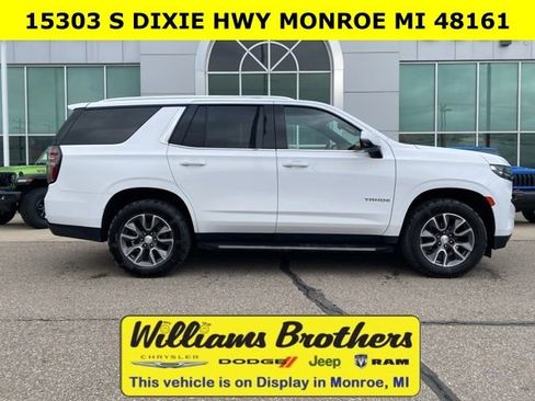 Used 2022 Chevrolet Tahoe LT w/ Luxury Package image 4