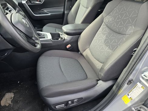 Used 2024 Toyota RAV4 XLE image 13