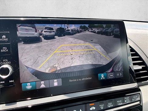 Used 2025 Honda Odyssey Touring image 23