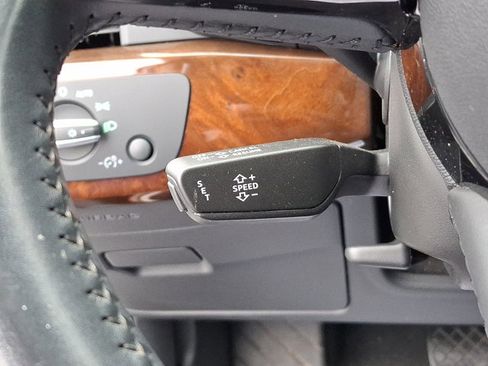 Used 2019 Audi A4 2.0T Premium w/ Convenience Package image 24