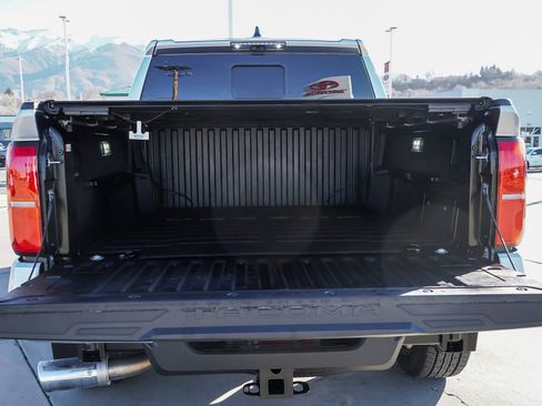 Certified 2025 Toyota Tacoma Limited image 14