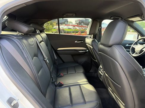 Used 2020 Cadillac XT4 Premium Luxury FWD image 34