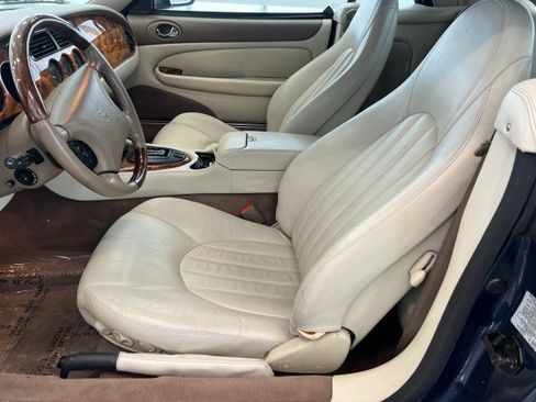 Used 1999 Jaguar XK8 Convertible RWD image 9