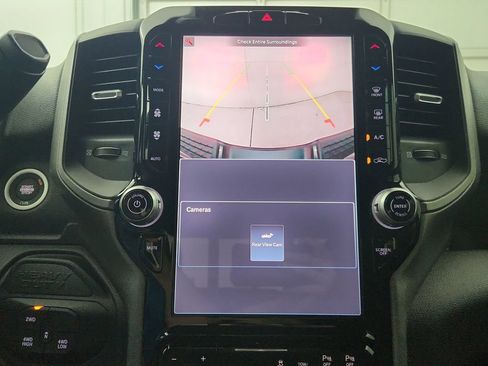 New 2026 RAM 2500 Tradesman AWD/4WD image 25