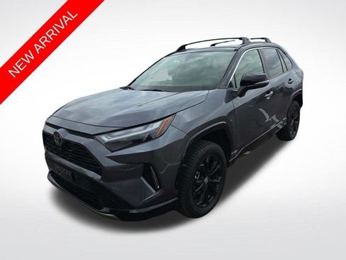 Used 2025 Toyota RAV4 XSE AWD/4WD image 1