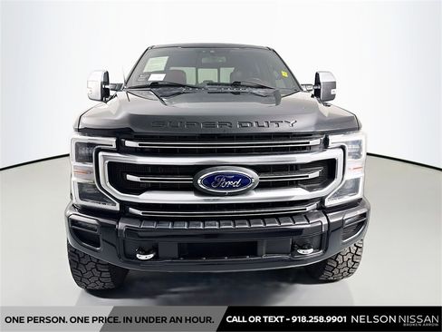 Used 2022 Ford F350 Platinum image 2