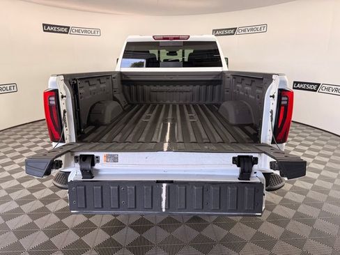 Used 2024 GMC Sierra 2500 Denali AWD/4WD image 21