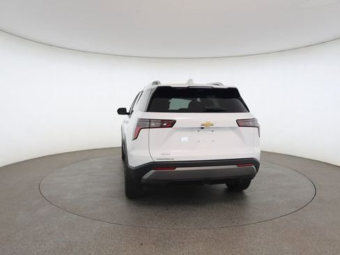 Used 2025 Chevrolet Equinox LT w/ Convenience Package II FWD image 14