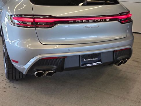 Certified 2026 Porsche Macan S AWD/4WD image 8
