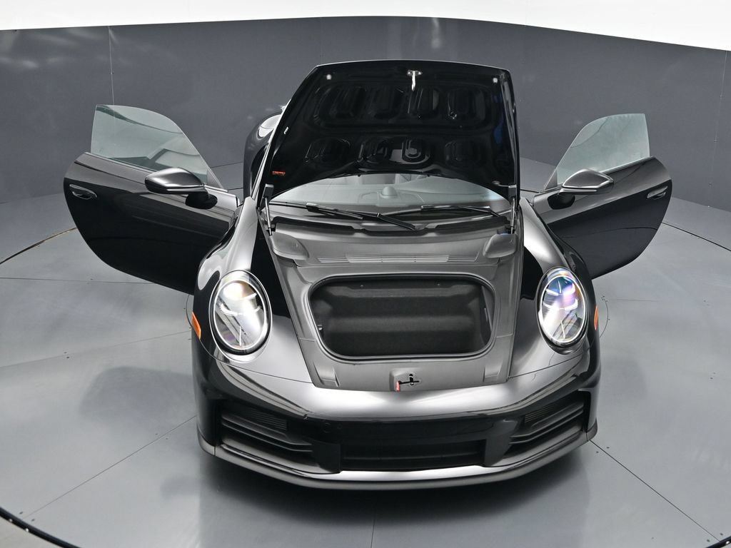 Certified 2026 Porsche 911 Targa 4S AWD/4WD image 33