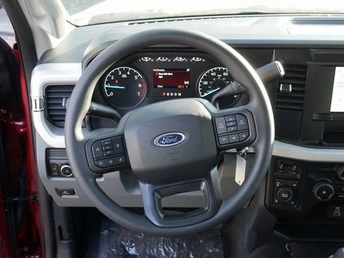 New 2026 Ford F250 XLT w/ FX4 Off-Road Package AWD/4WD image 15