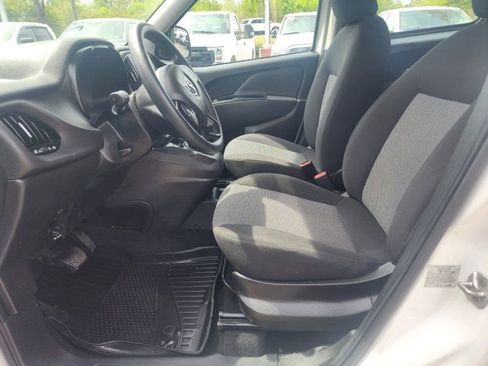 Used 2018 RAM ProMaster City Wagon image 6