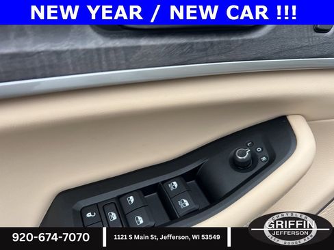 Used 2023 Jeep Grand Cherokee 4xe w/ Luxury Tech Group II image 21