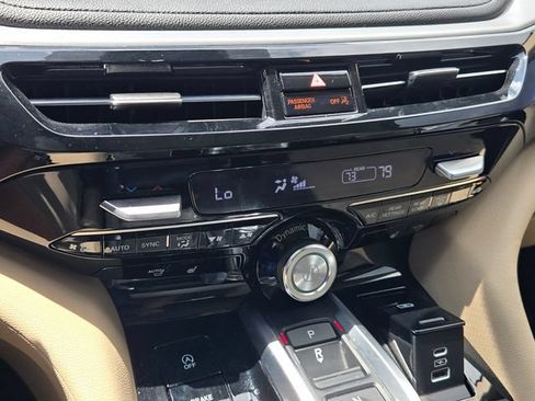 Certified 2024 Acura MDX FWD image 21