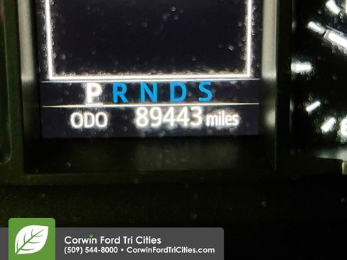 Used 2018 Toyota Tundra SR5 w/ SR5 Upgrade Package image 2