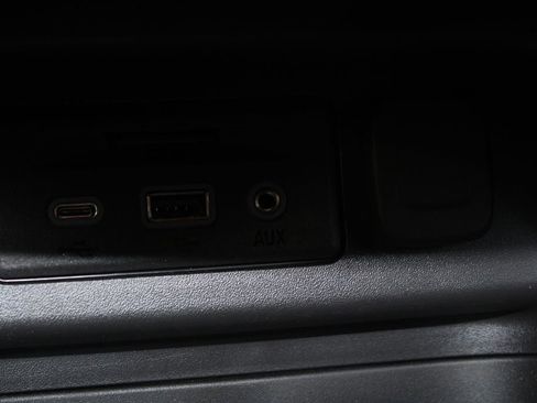 Used 2024 Chevrolet Equinox RS w/ RS Leather Package image 50