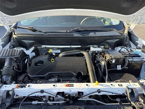 Used 2024 GMC Terrain SLE image 21