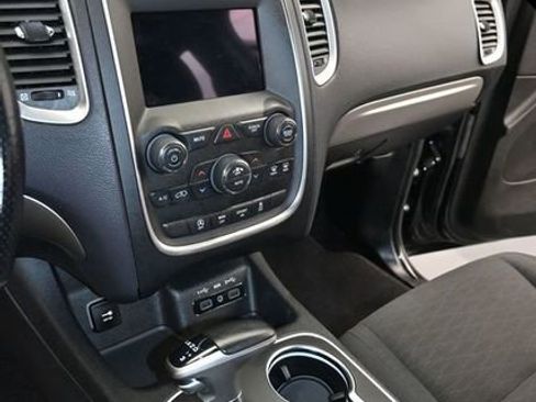 Used 2020 Dodge Durango SXT w/ 3rd Row Seating Group image 18