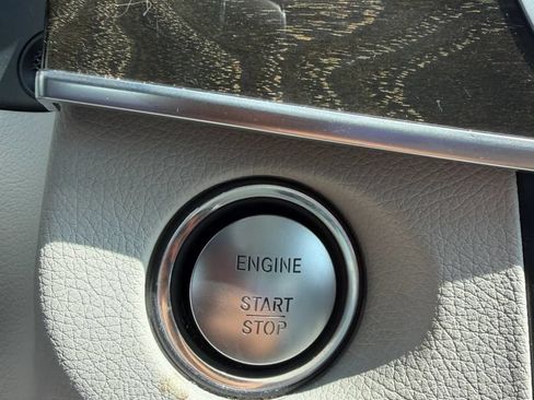 Used 2015 Mercedes-Benz E 350 Sedan image 25