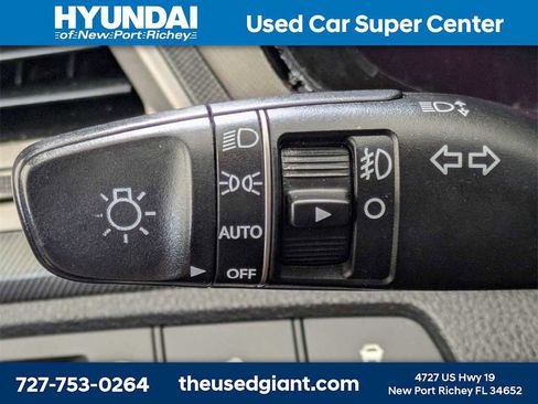 Used 2013 Hyundai Santa Fe Sport 2.0T image 29