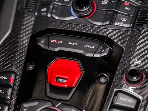 Used 2016 Lamborghini Aventador LP 750-4 Superveloce image 62