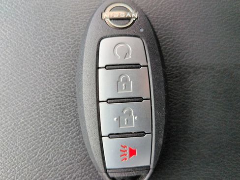 Used 2025 Nissan Frontier Pro-X w/ Pro Premium Package RWD image 32