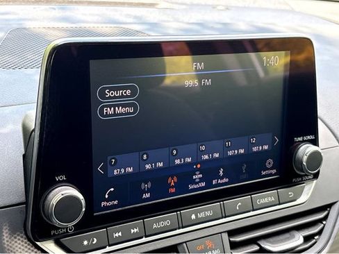 Certified 2025 Nissan Altima 2.5 SV FWD image 10