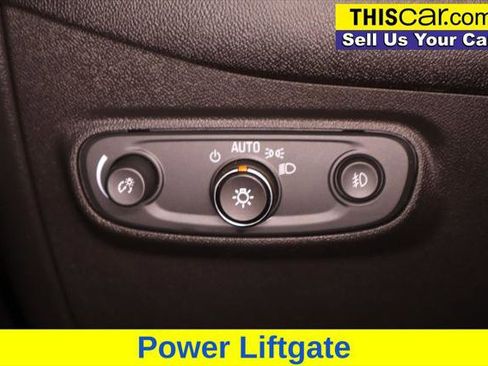 Used 2020 Chevrolet Equinox Premier FWD image 21