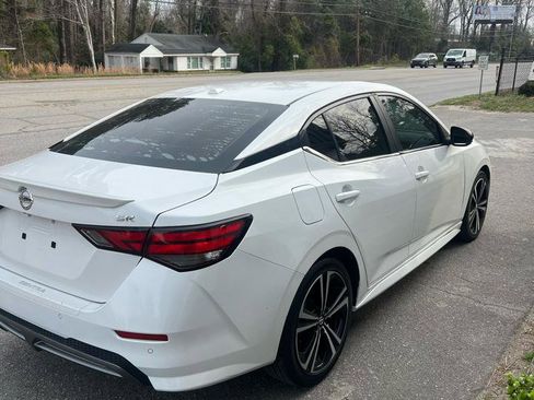 Used 2021 Nissan Sentra SR image 4