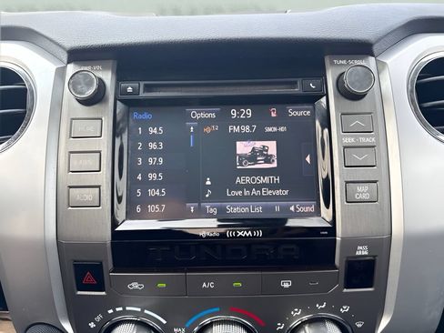 Used 2019 Toyota Tundra SR5 AWD/4WD image 9