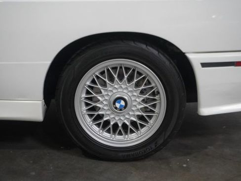 Used 1991 BMW M3 Coupe image 11