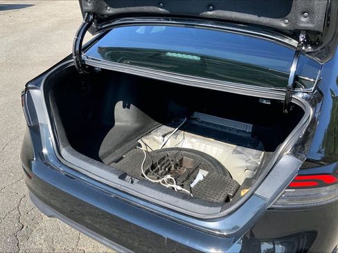 Used 2023 Honda Accord EX image 33