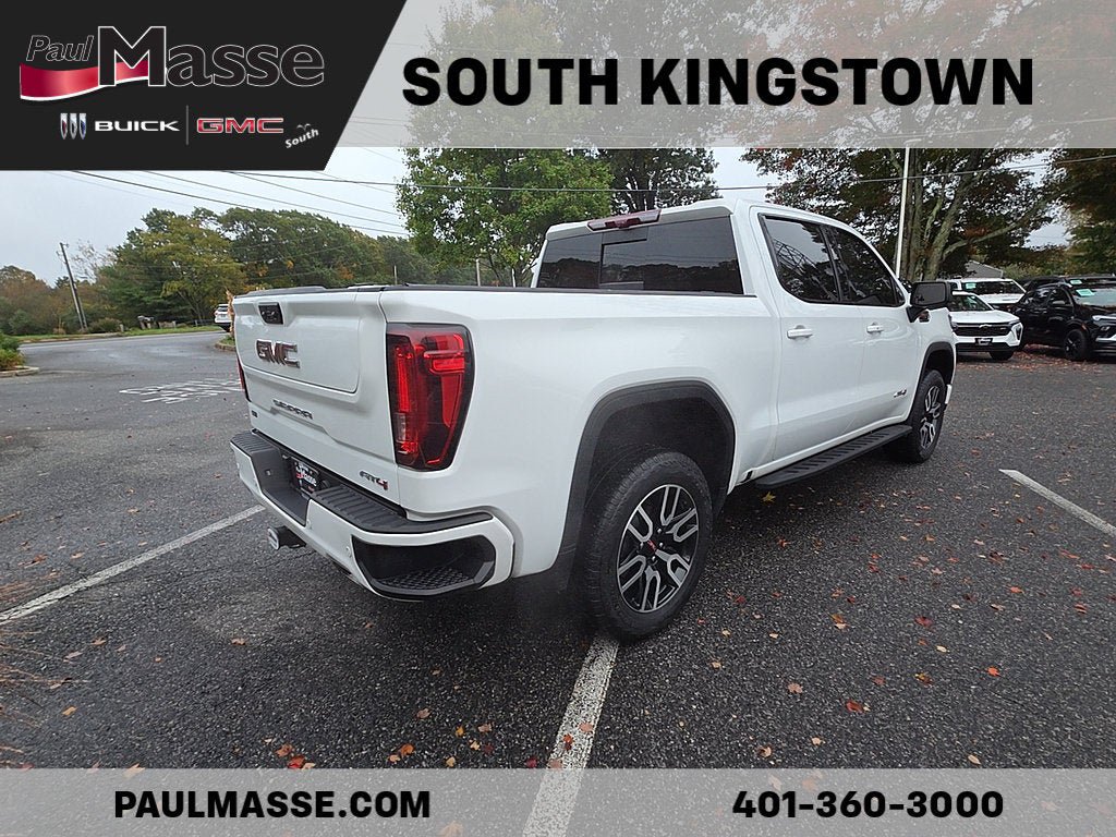 Used 2024 GMC Sierra 1500 AT4 w/ Technology Package AWD/4WD image 5