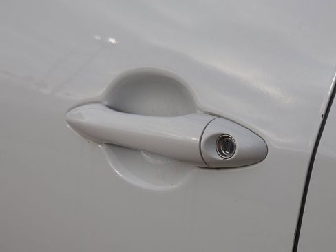 Used 2017 Kia Forte LX image 19