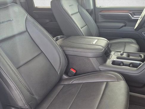 Used 2025 GMC Sierra 2500 Denali w/ Denali Reserve Package image 21