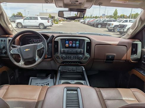 Used 2016 Chevrolet Silverado 2500 High Country w/ High Country Premium Package AWD/4WD image 29